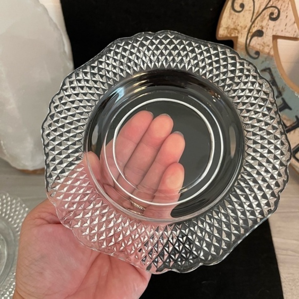 Vintage Cambridge Bread Plate 6” Diamond Point Pattern Set of Two - Picture 7 of 10